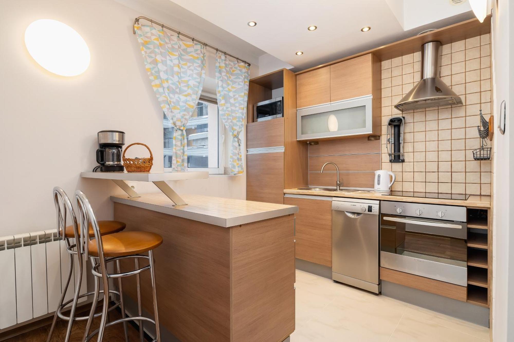 Apartment Family Near Galeria Kazimierz Cracow By Renters